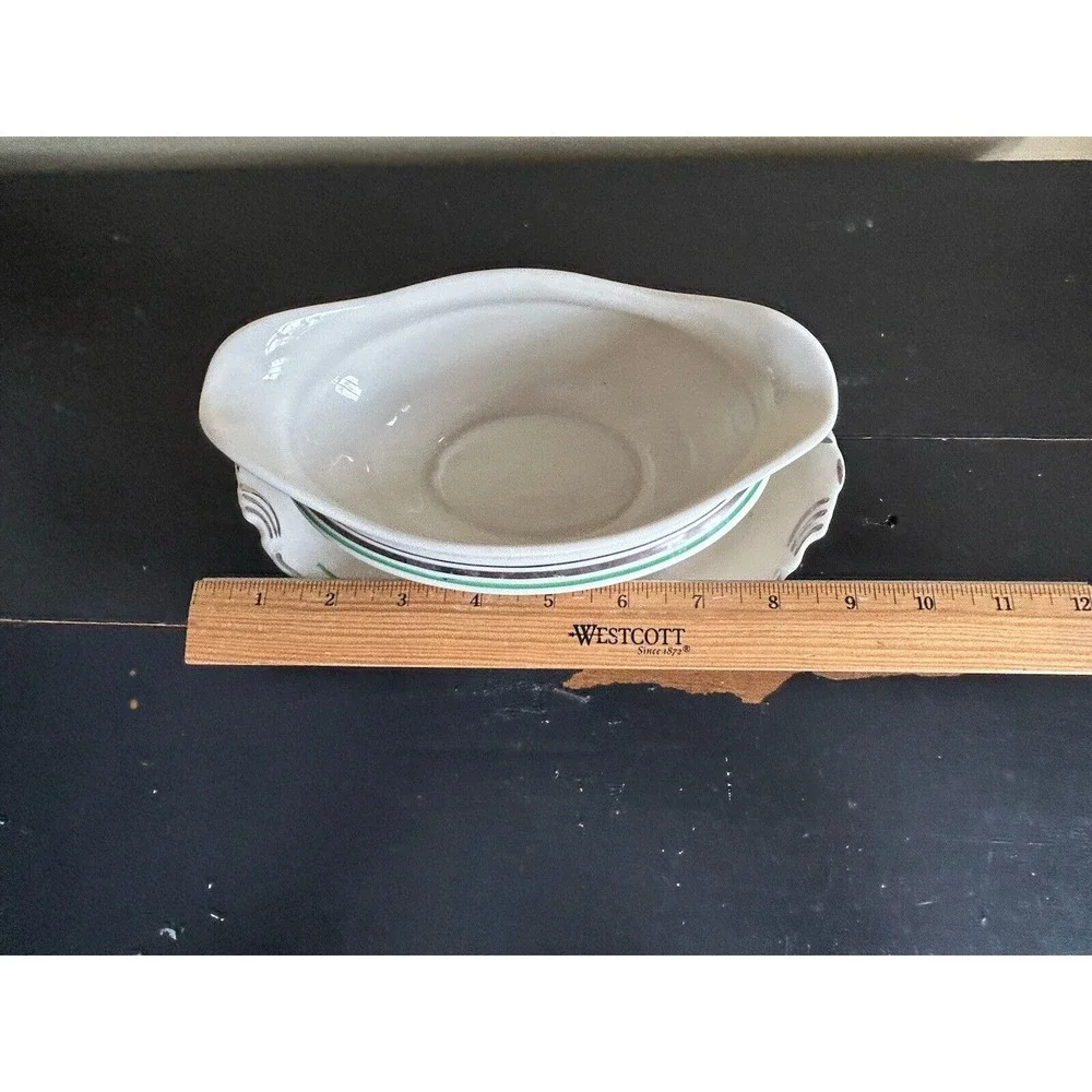 Syracuse Old Ivory Gravy Boat With‎ Attached Under plate